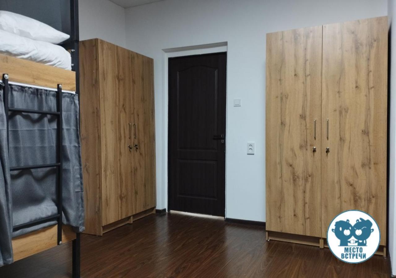 Место Встречи "Guest House Meeting Place" Biškek Exteriér fotografie