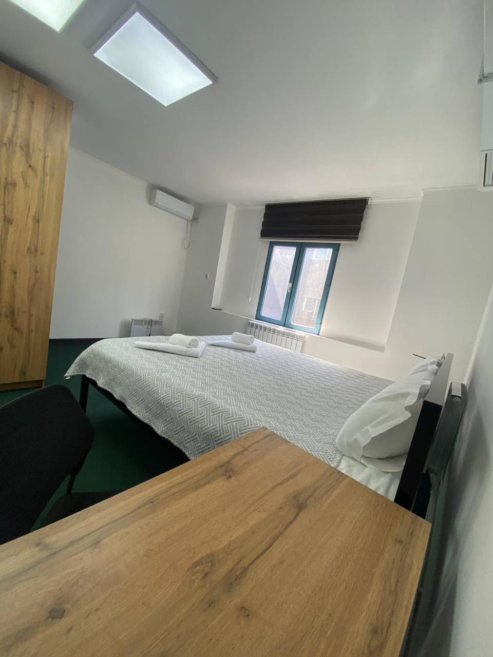 Место Встречи "Guest House Meeting Place" Biškek Exteriér fotografie